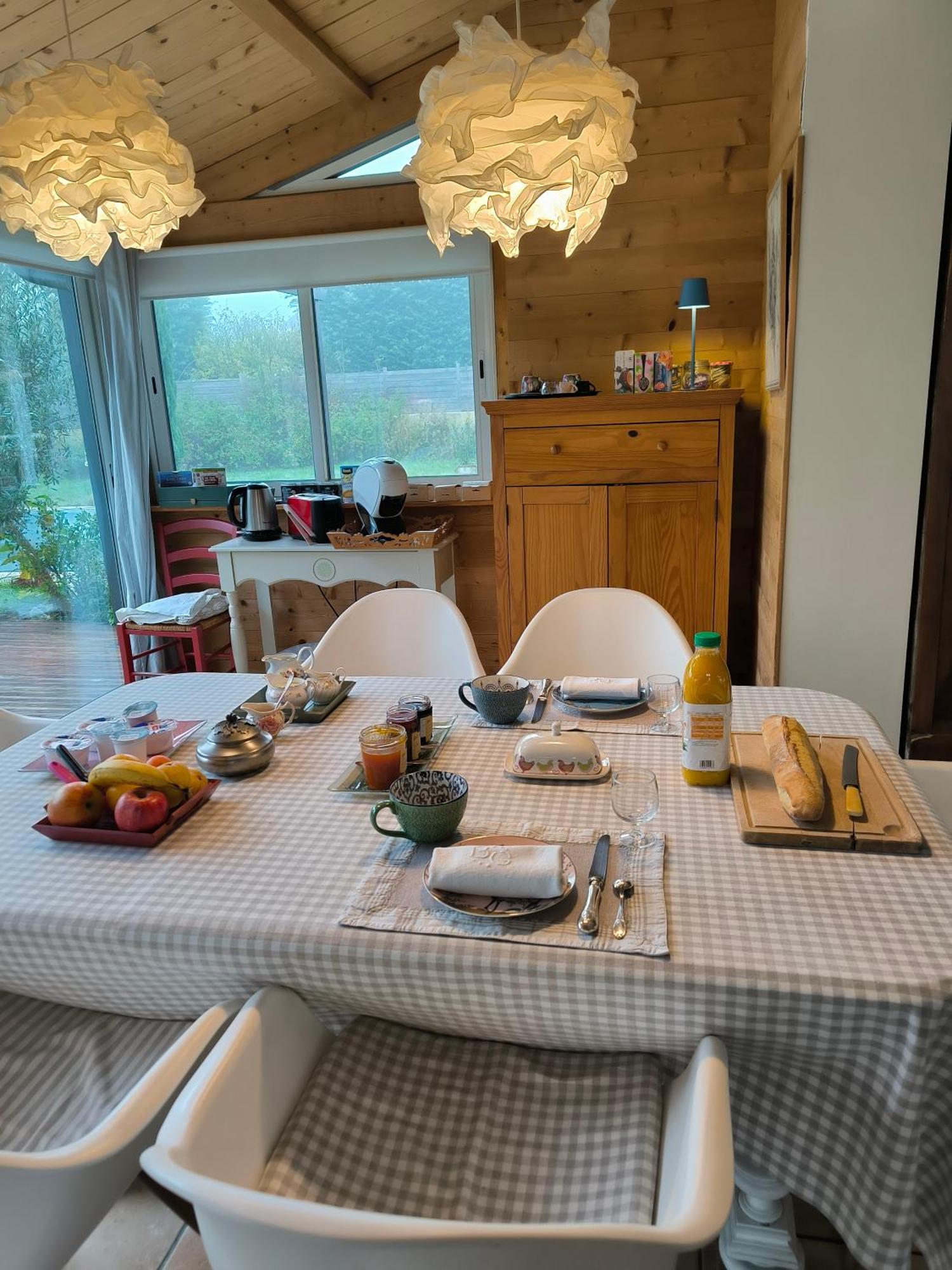 La Frenaie Bed & Breakfast Saint-Cyr-sur-le-Rhone Exterior photo